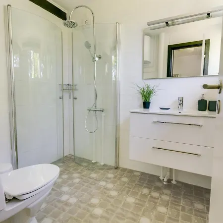 Holiday home Enya - 600m From The Sea In Ne Jutland By Interhome